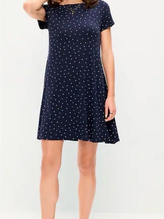 Old Navy Dresses & Skirts - Old Navy Navy & White Polka Dot Short Sleeve Swing Dress